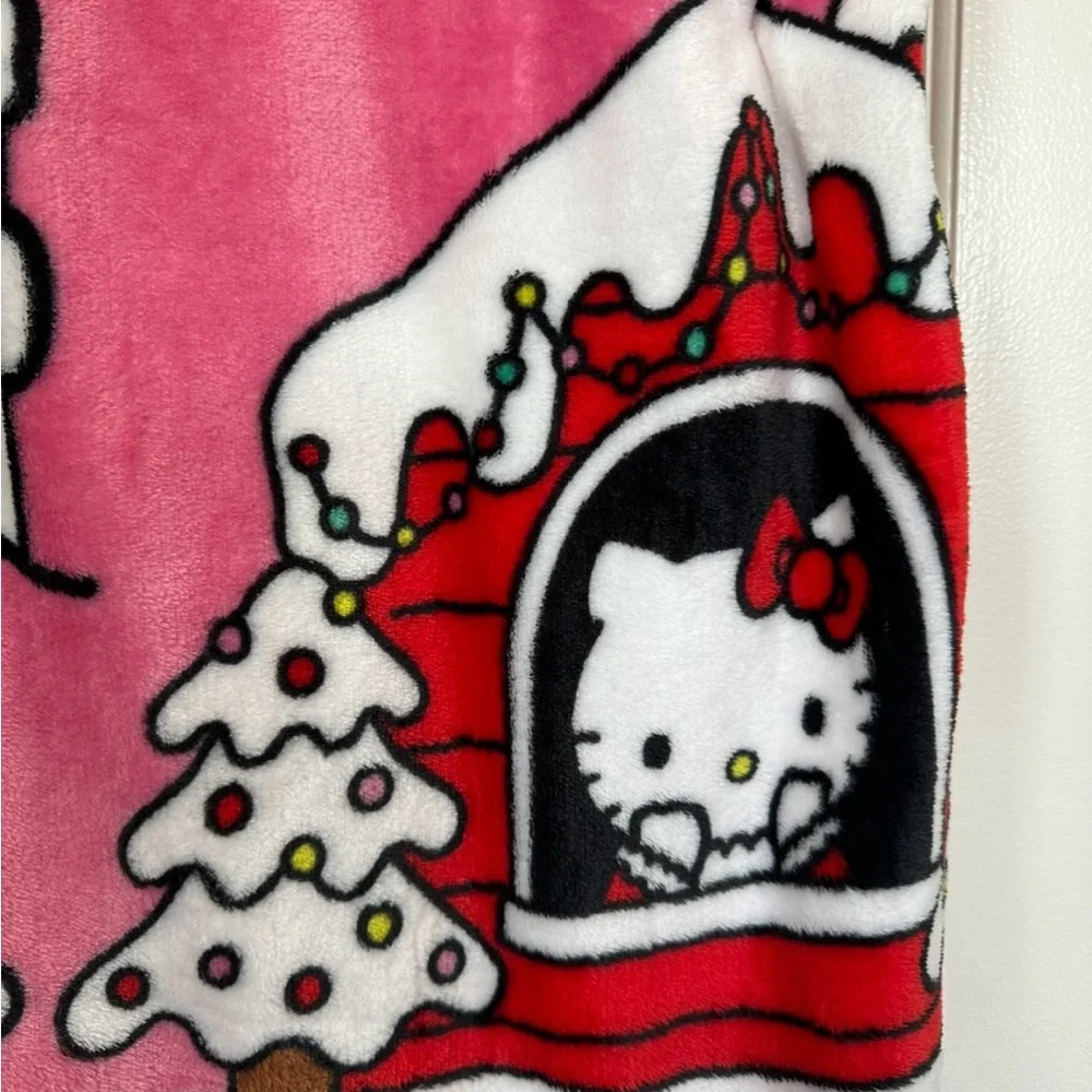 New Hello Kitty Christmas Pink Cabin House Plush Throw Blanket 50” x 70”